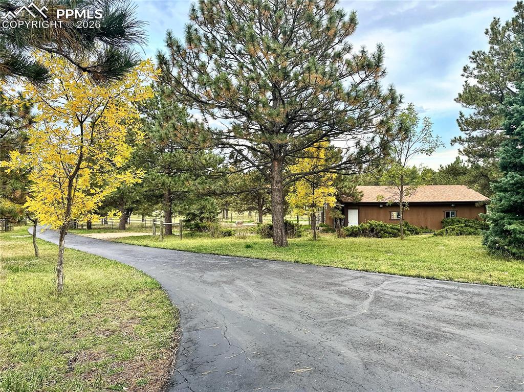 Barn / Stable Exterior