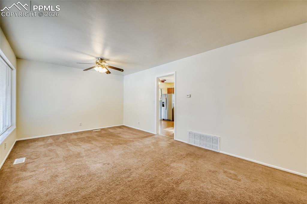 525 Acoma Drive photo 3