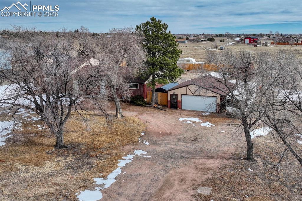 Detached OVERSIZE garage