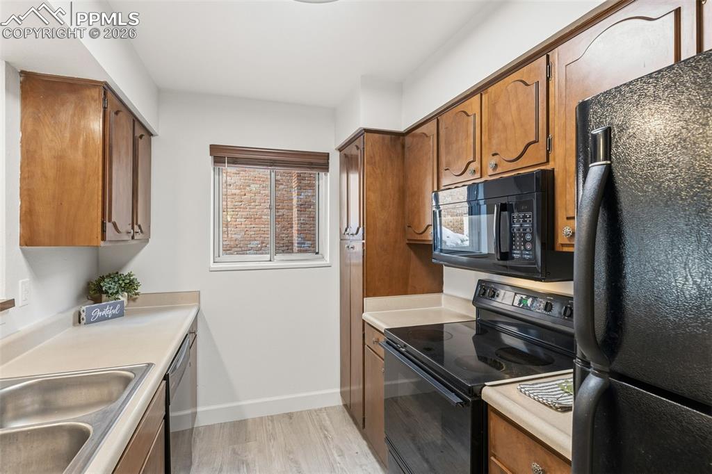 2902 Airport Road #136