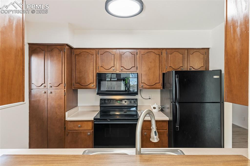 2902 Airport Road #136