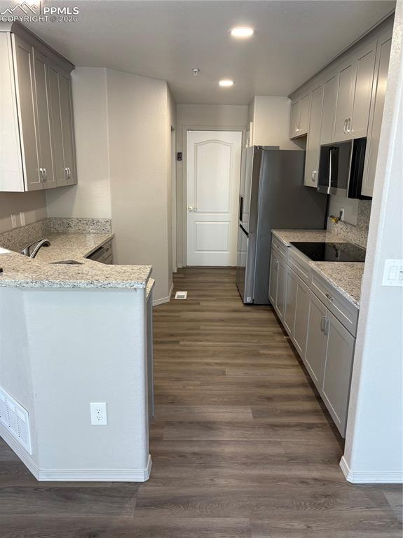 3206 Atrium Point photo 2