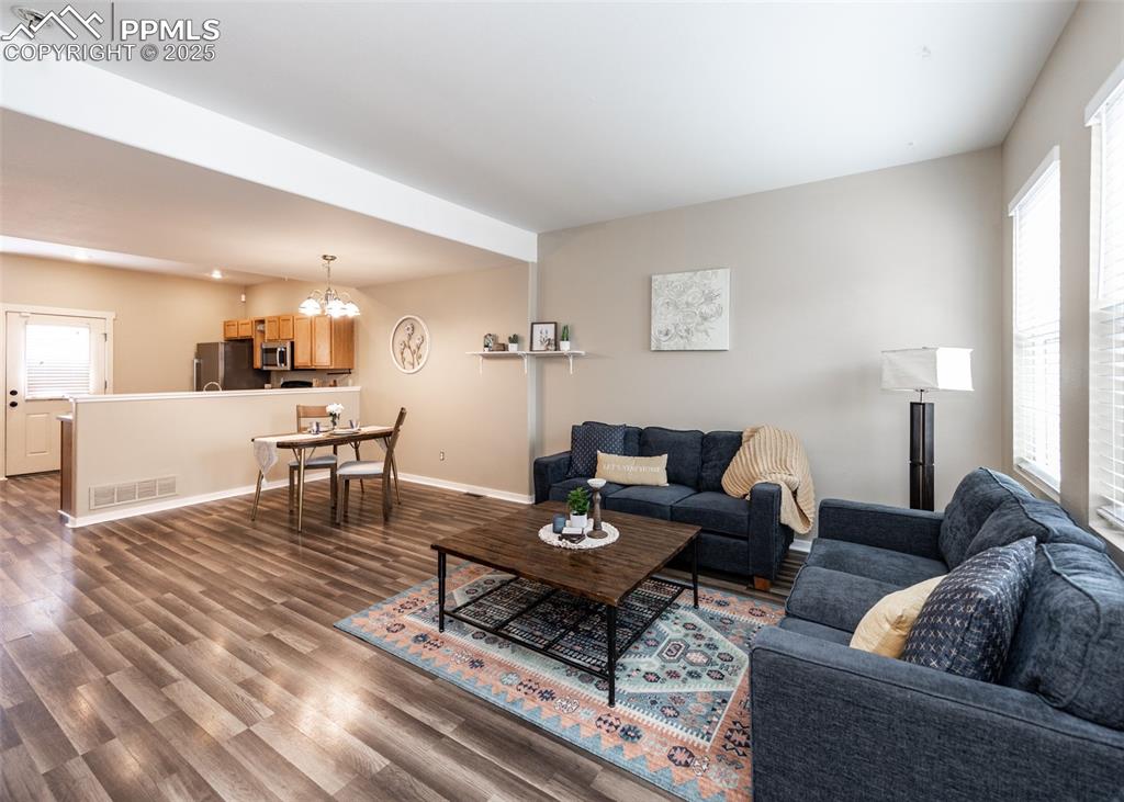 5182 Dovetail Lane photo 3