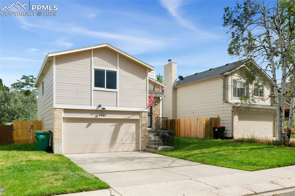 4265 Dolphin Circle photo 3