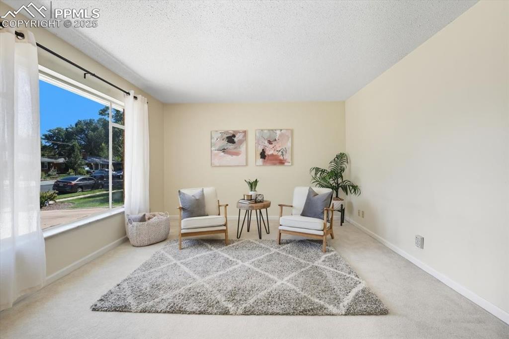 2924 Illinois Avenue photo 3