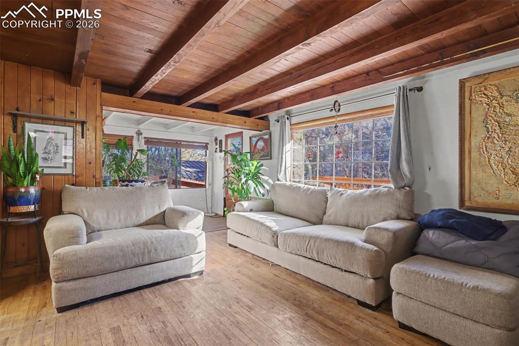 50 Minnehaha Avenue photo 2