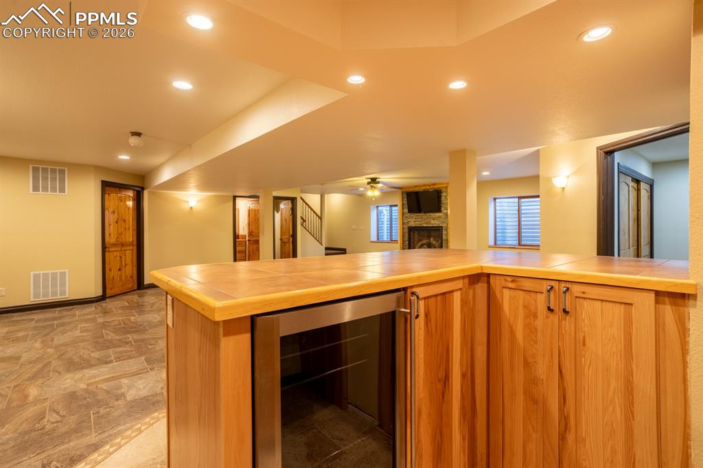 Basement wet bar