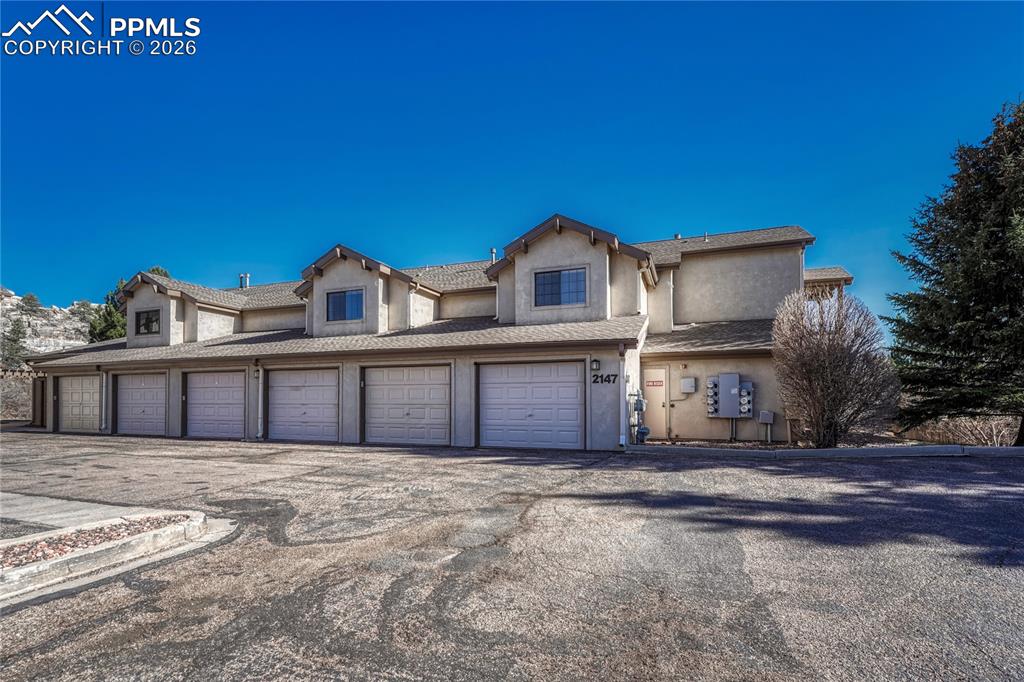 2147 Denton Grove #203 photo 2