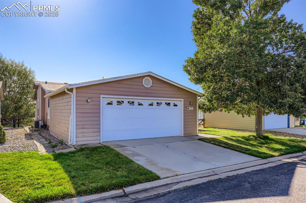 7711 Valley Quail Point photo 2