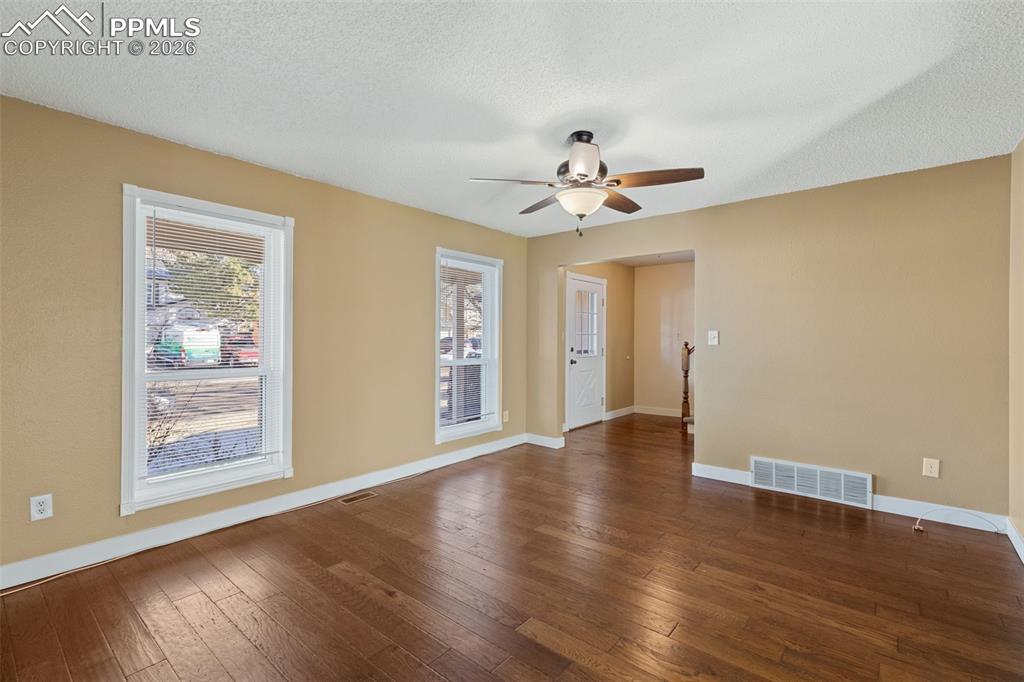 4815 Harvest Court photo 3