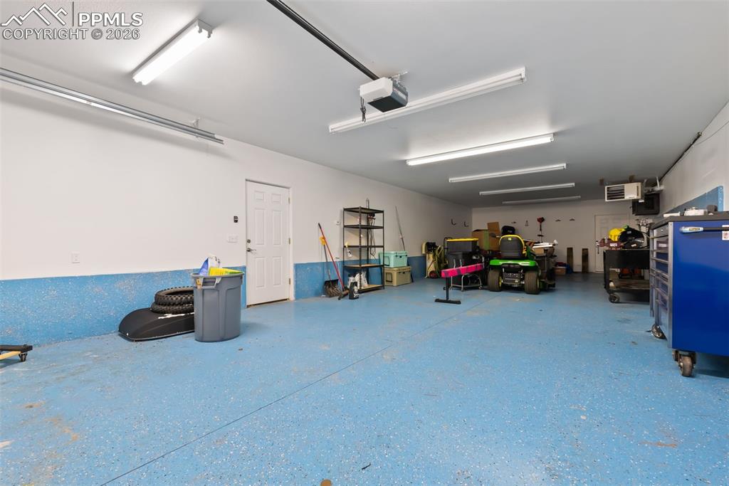 4 car tandem bay with storage