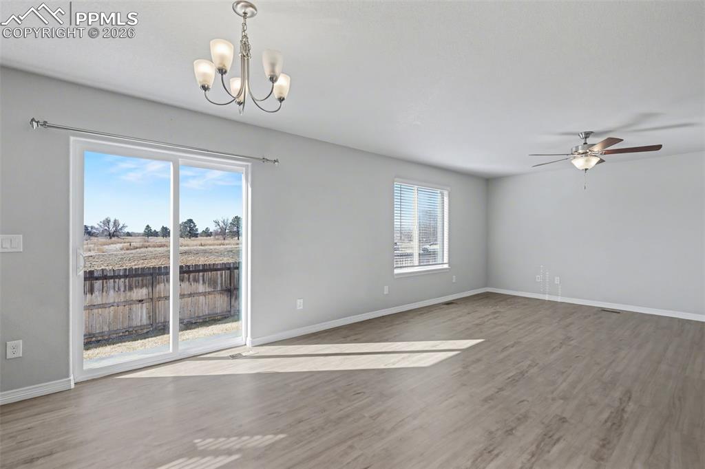 6983 Winnicut Drive photo 3