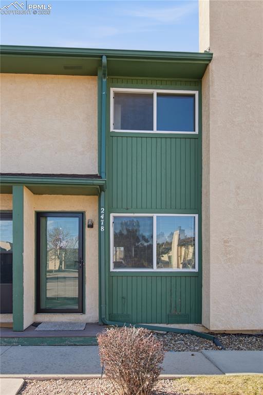 2478 Washo Circle photo 2