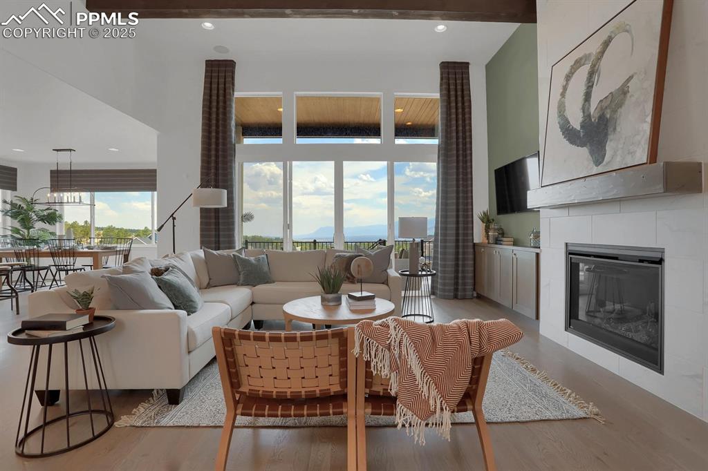 Same floorplan, different house to provide visual