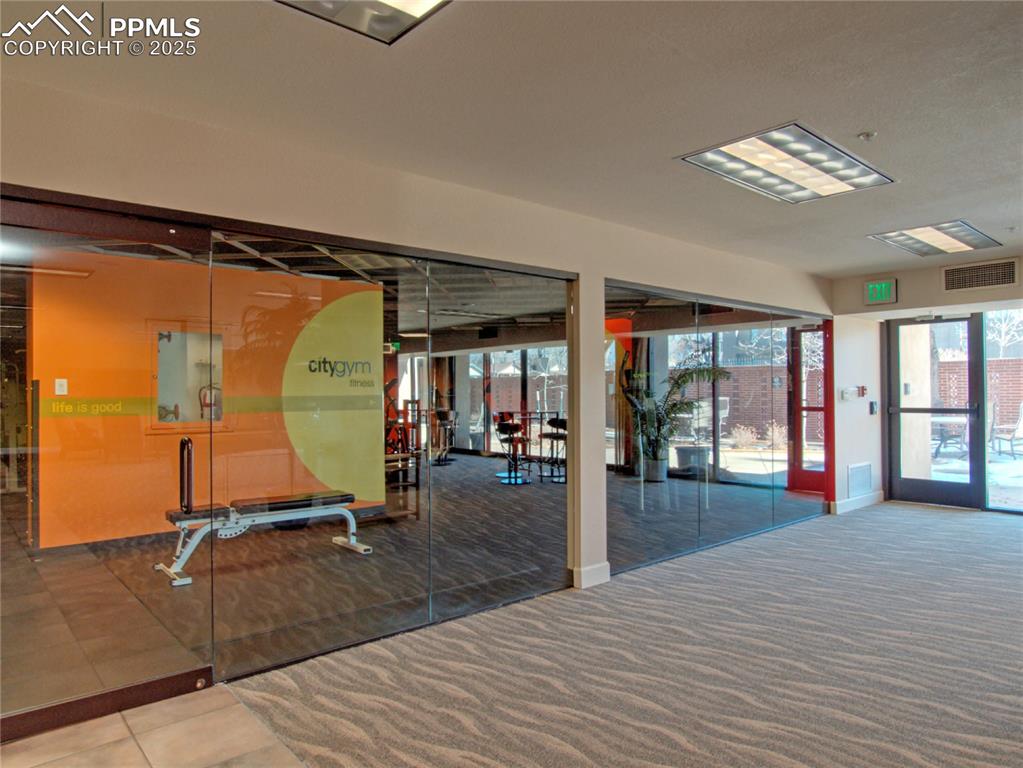 Complete fitness center and dry sauna