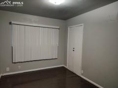 1110 Montrose Avenue photo 3